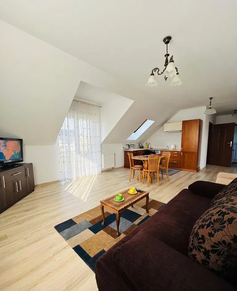 Mieszkanie, 90 m², Mirków