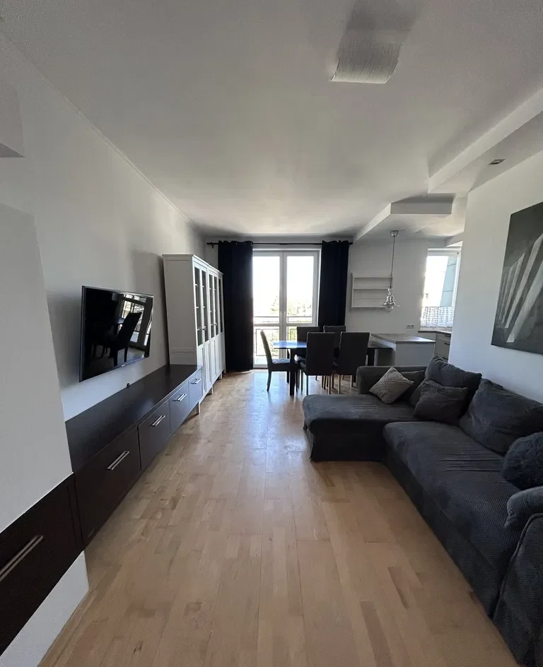 Przestronne mieszkanie 80 m² w zielonej części Warszawy (Stara Miłosna, Wesoła)