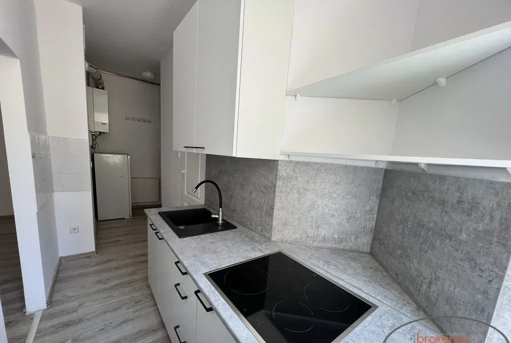 Kawalerka w centrum Jeżyc, ul. Wawrzyniaka, Poznań - zdjęcie 8
