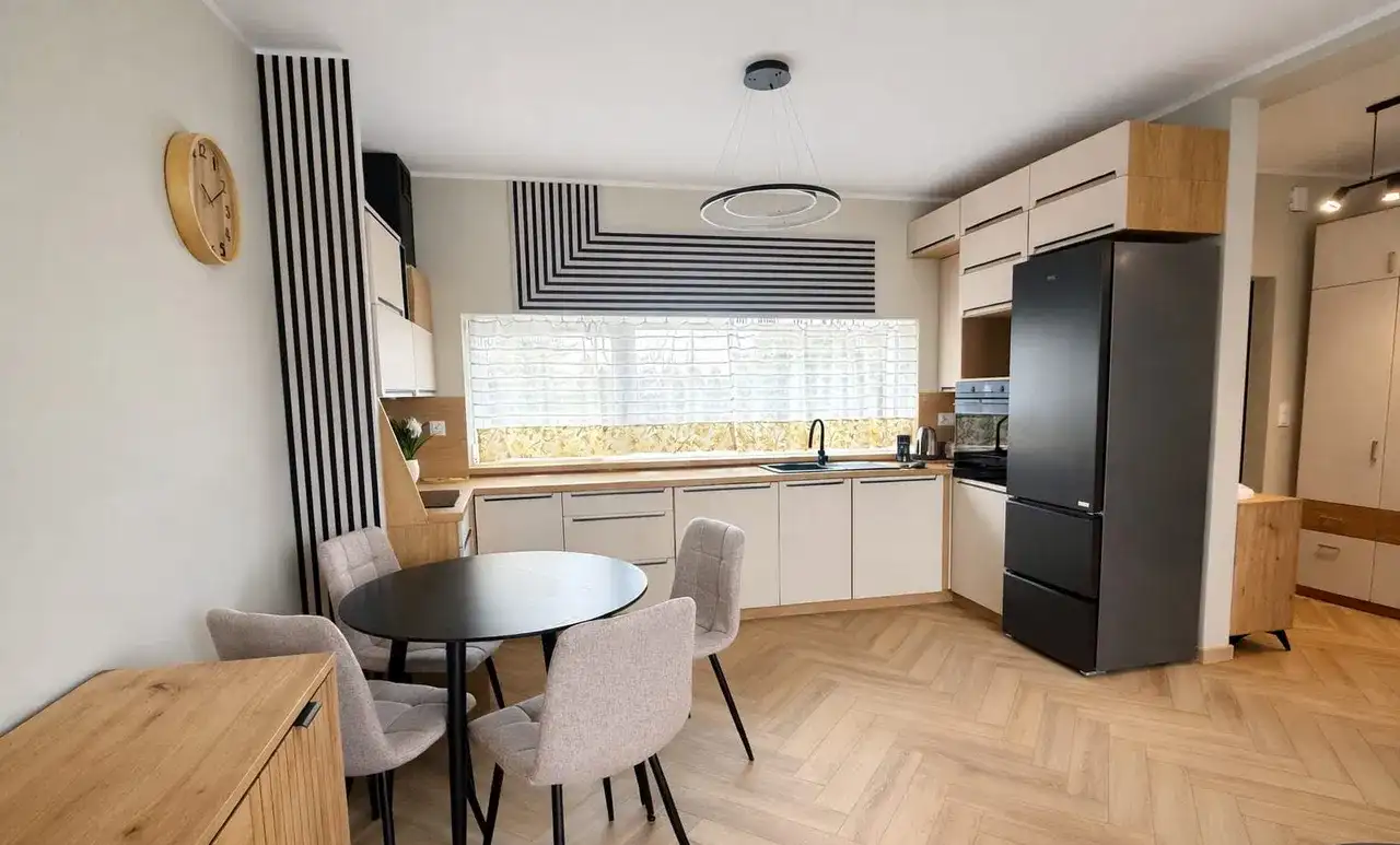 3 pok/75m2/nowe budownictwo/ogródek/garaż/wyposażone i umeblowane - zdjęcie 4