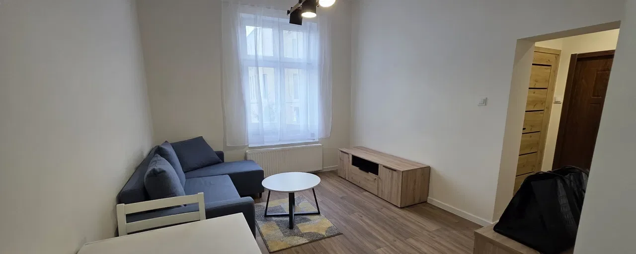 Mieszkanie umeblowane przy Parku i wieży ciśnień - zdjęcie 2