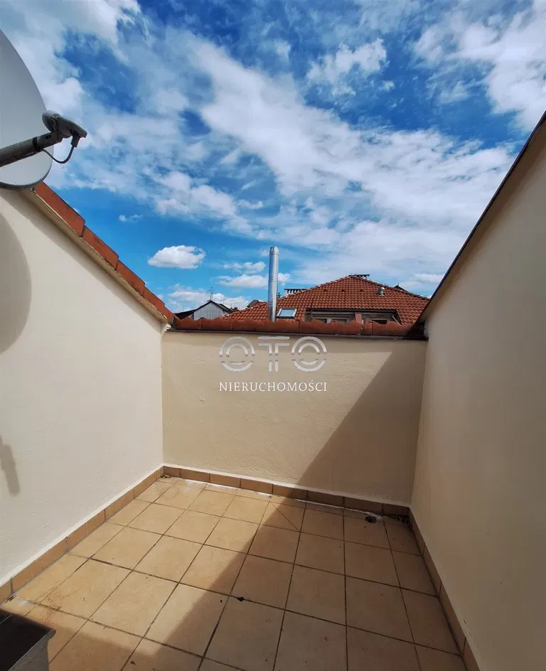 Klecina/Obok terenów zielonych/Balkon/Od zaraz - zdjęcie 2