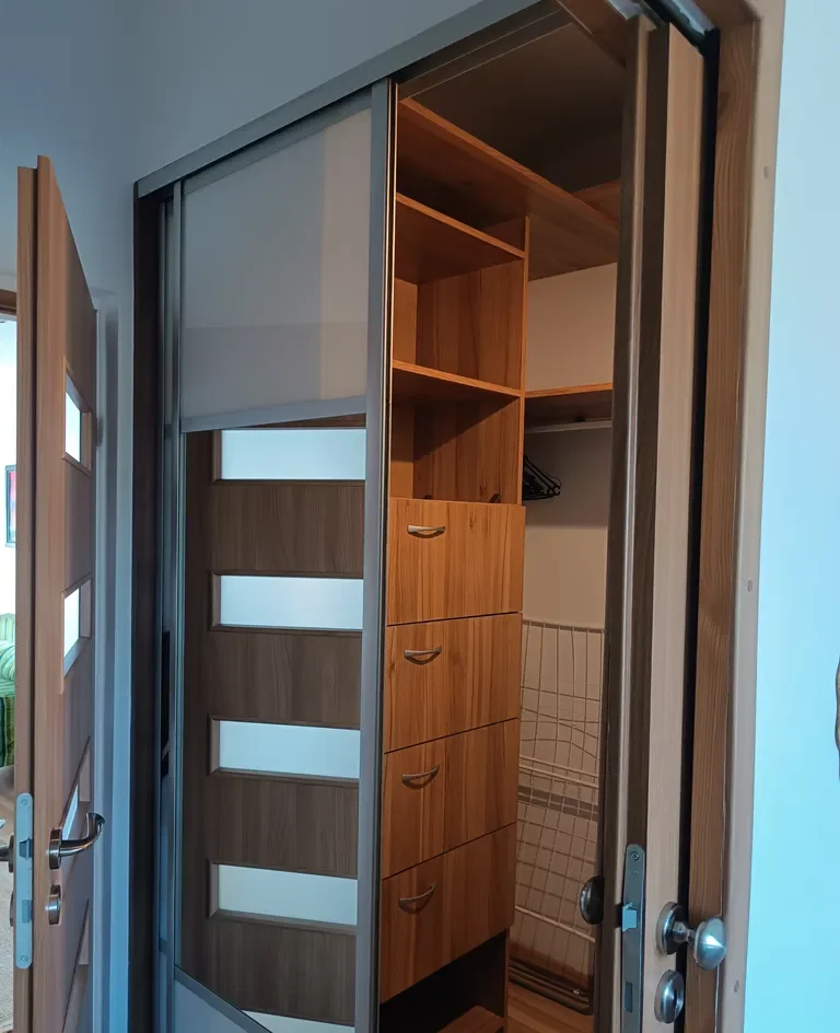 Mieszkanie 2 pokoje do wynajęcia z balkonem i piwnicą - os. Grunwaldzkie - zdjęcie 8