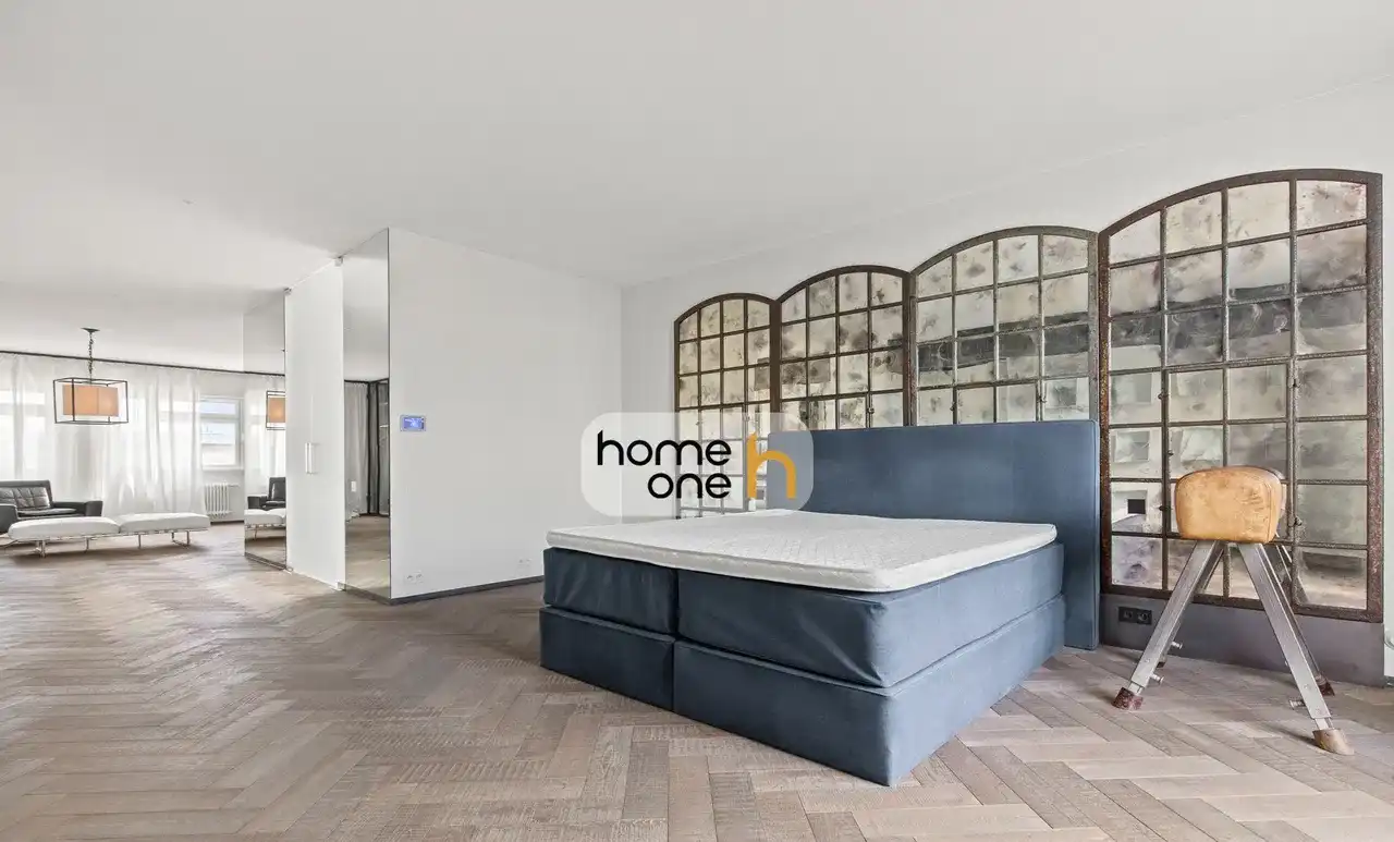 Wyjątkowy Penthouse z prywatą windą i ogromnymi tarasami - zdjęcie 8