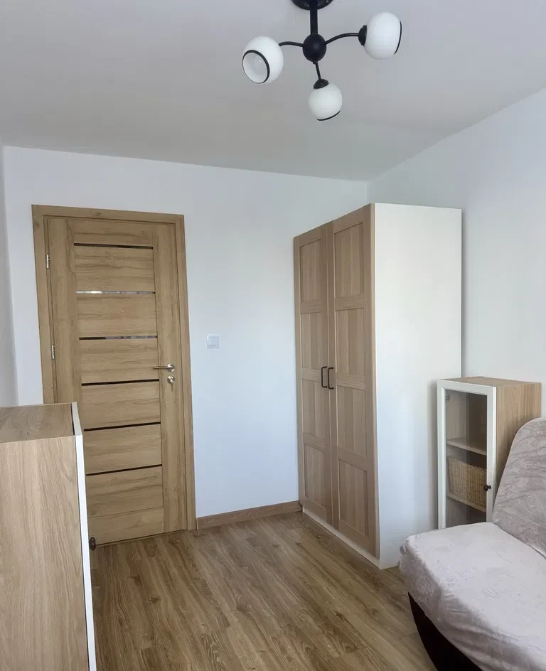 Warszawa, Rondo ONZ - pokój samodzielny 15m2