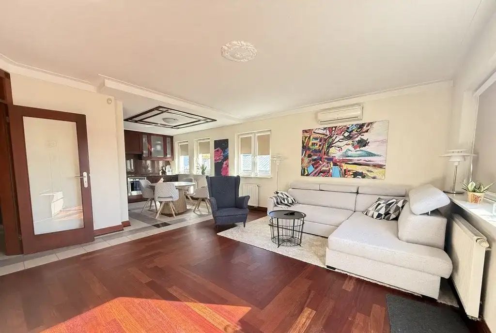 Komfortowy apartament przy Pl.Batorego z garażem