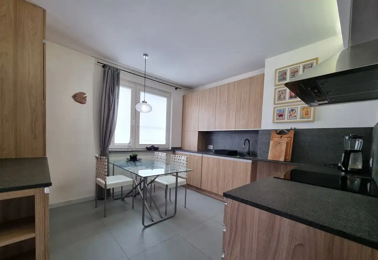 Przestronne 3-pokojowe mieszkanie 78 m² wysoki standard - zdjęcie 3