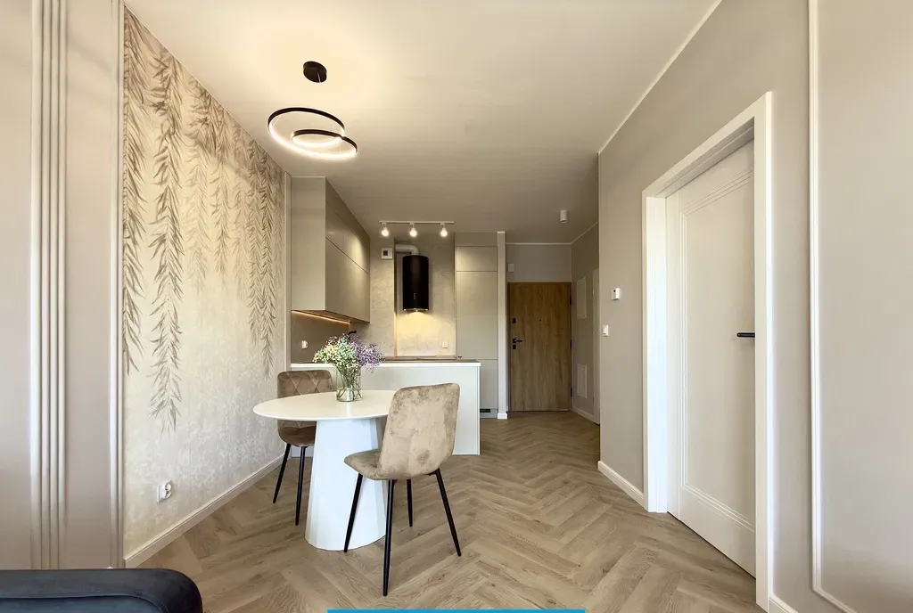 41 m2, 2-pokojowe, umeblowane, balkon, hala! - zdjęcie 4