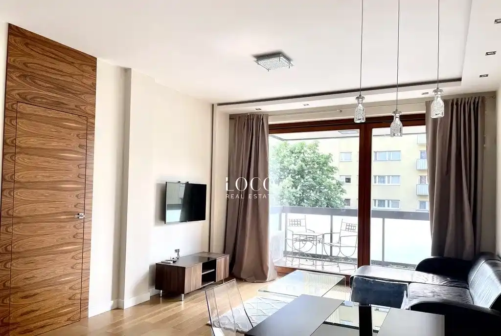 Prestiżowa lokalizacja - 50m2 w centrum miasta - zdjęcie 2