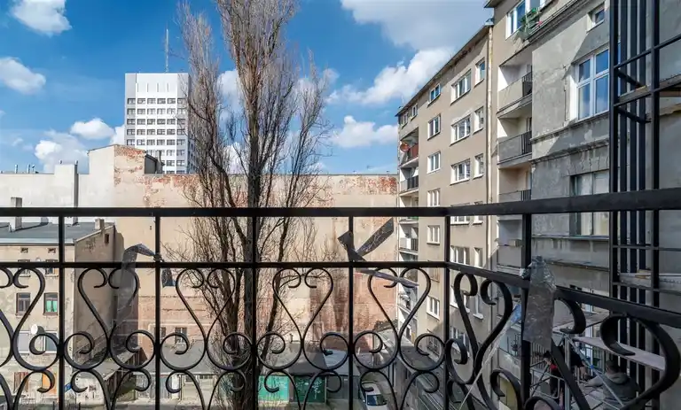 Przestronne mieszkanie na ulicy Piotrkowskiej. - zdjęcie 4
