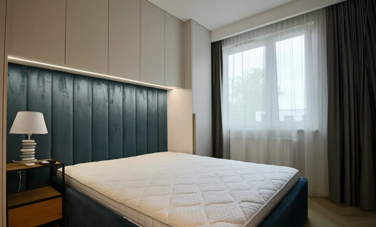 PL/RU Obok Bonarki/ Balkon / 2 pokoi / Klima/ Wysoki standard / Fredry - zdjęcie 5