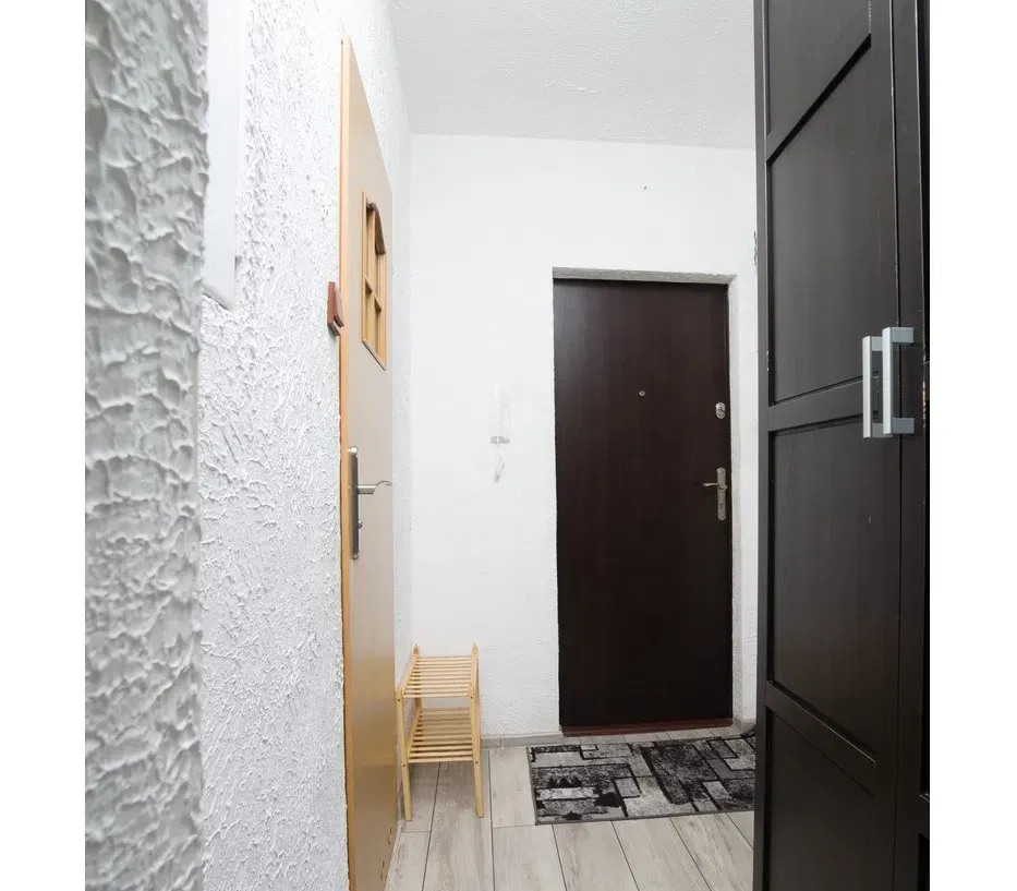 1 piętro, niski blok, kawalerka, balkon - zdjęcie 5