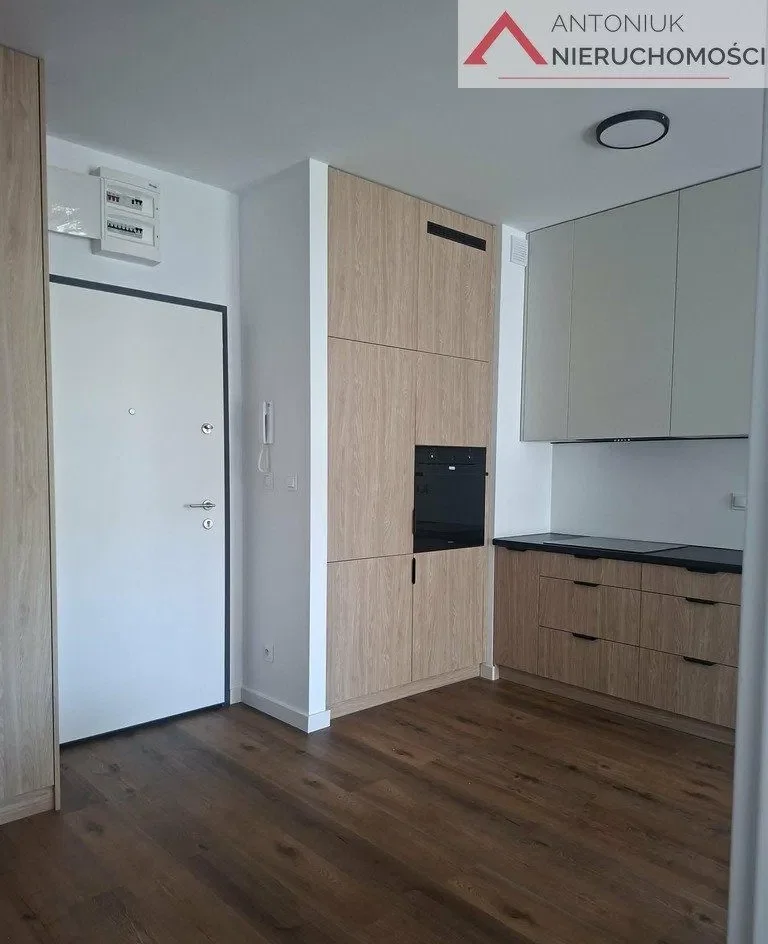 Komfortowe dwupokojowe w Jabłonnie - zdjęcie 6