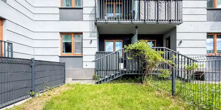 Mieszkanie 2-pokojowe z prywatnym ogródkiem – Szczecin Warszewo - zdjęcie 4