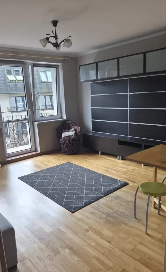 Wynajmę przestronną kawalerkę  o powierzchni 34 m² w Piasecznie - zdjęcie 2