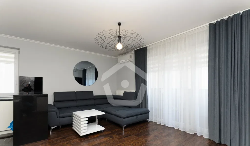 Apartament w ścisłym centrum SkyRes - zdjęcie 3
