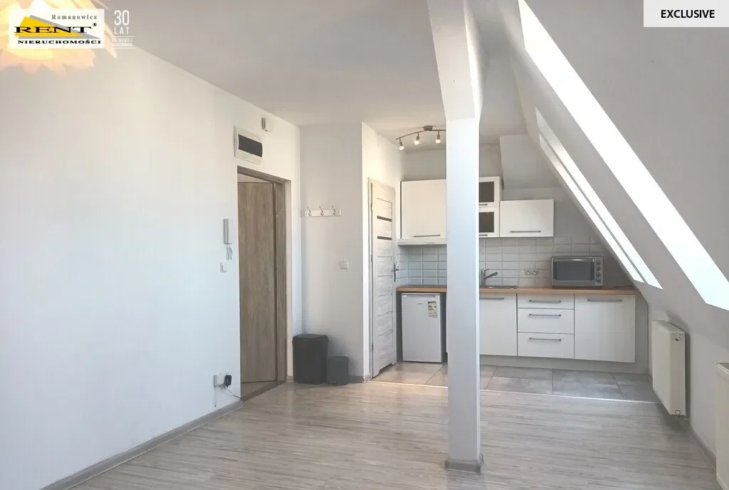Kawalerka w topowej lokalizacji, niskie koszty - zdjęcie 2