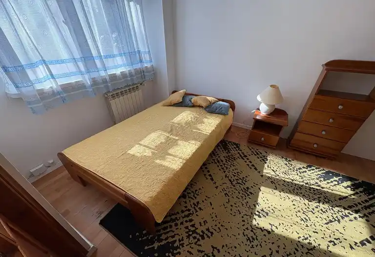 Mieszkanie 45 m2, 2 pokoje, z roletami antywłamaniowymi - zdjęcie 4