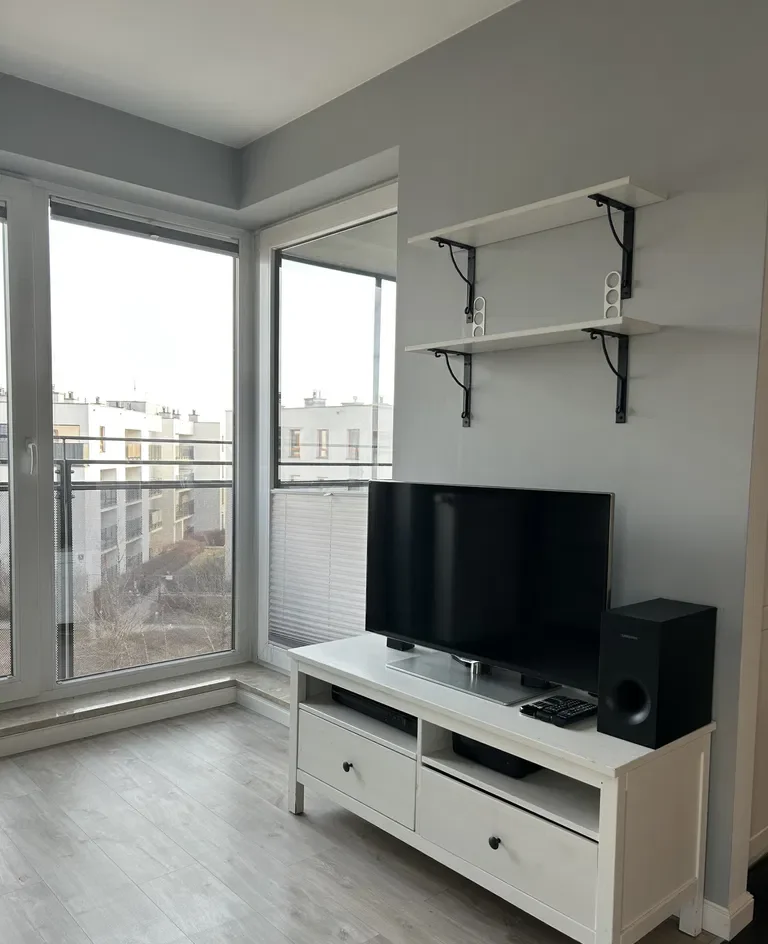 Mieszkanie 2-pokojowe z balkonem i garażem na wynajem, Osiedle Wilno - zdjęcie 2