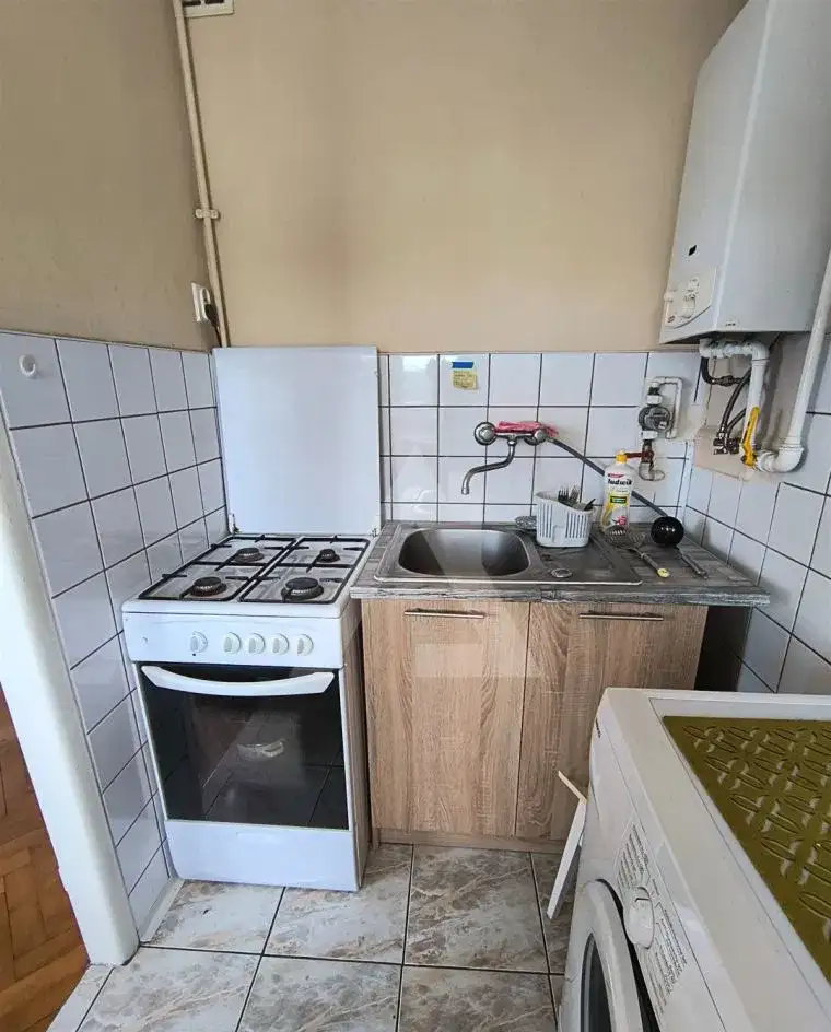 Kawalerka na wynajem Bielawy - zdjęcie 9