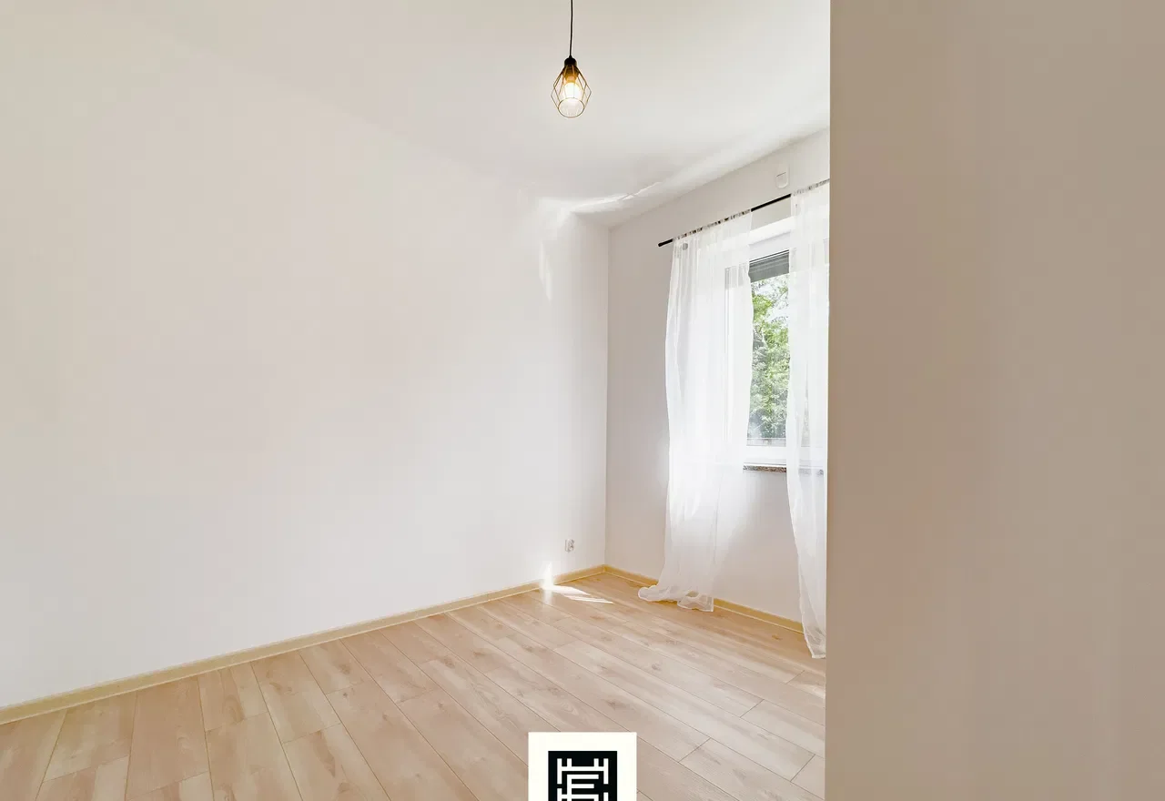 Komfortowy dom z ogrodem | 4 sypialnie | Spokojna okolica - zdjęcie 10