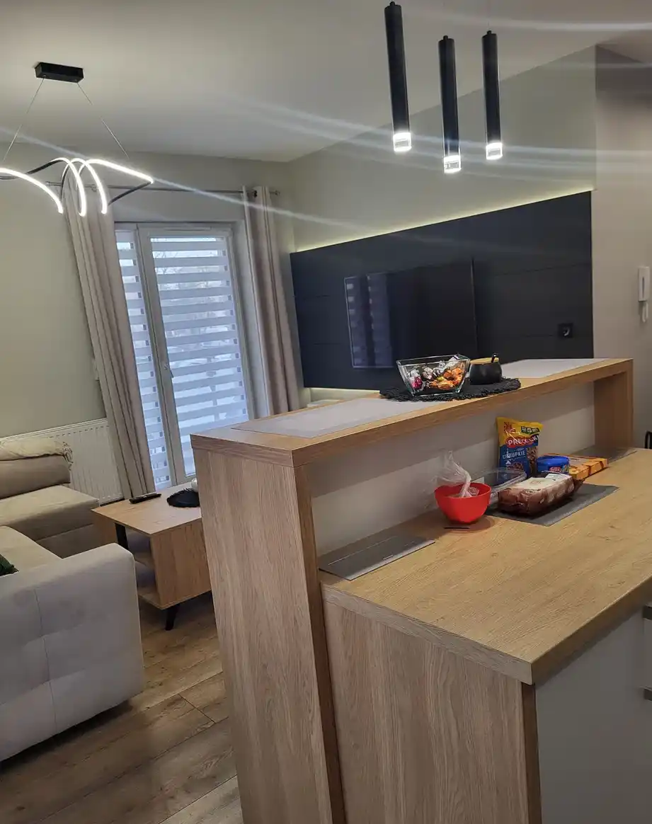 Krzyki, al. Wiśniowa - balkon, kuchnia oddzielna - zdjęcie 4