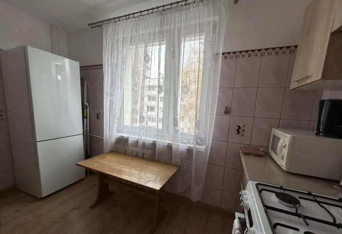 3-pokojowe mieszkanie na wynajem - zdjęcie 6