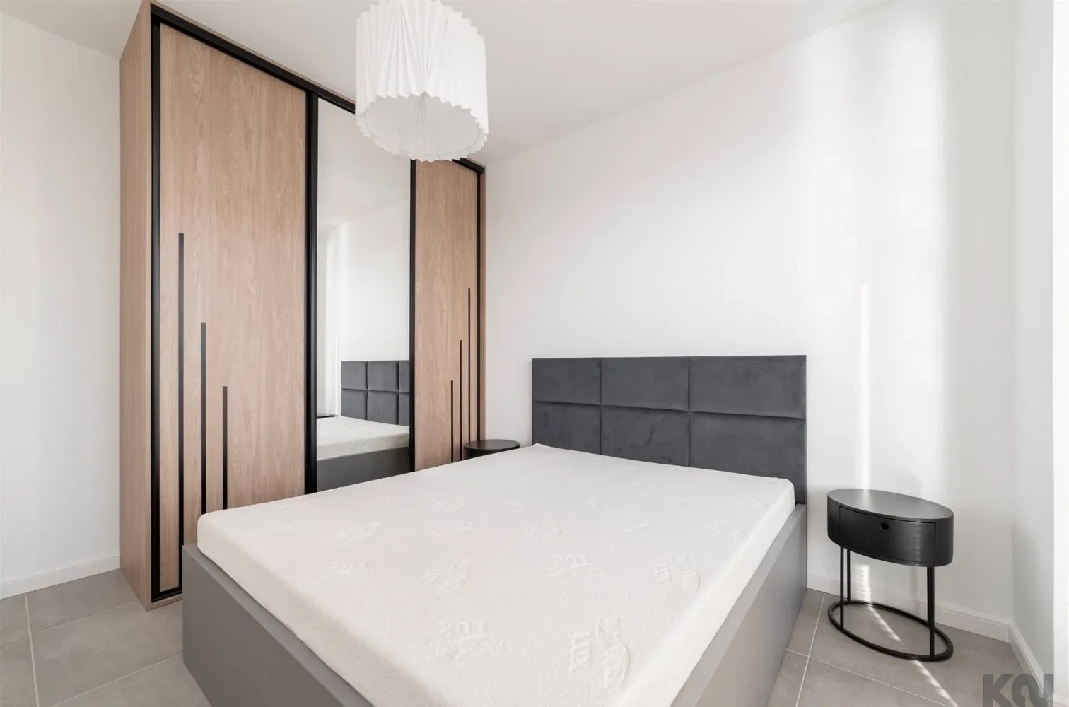 Elegancki apartament na ostatnim piętrze - zdjęcie 8