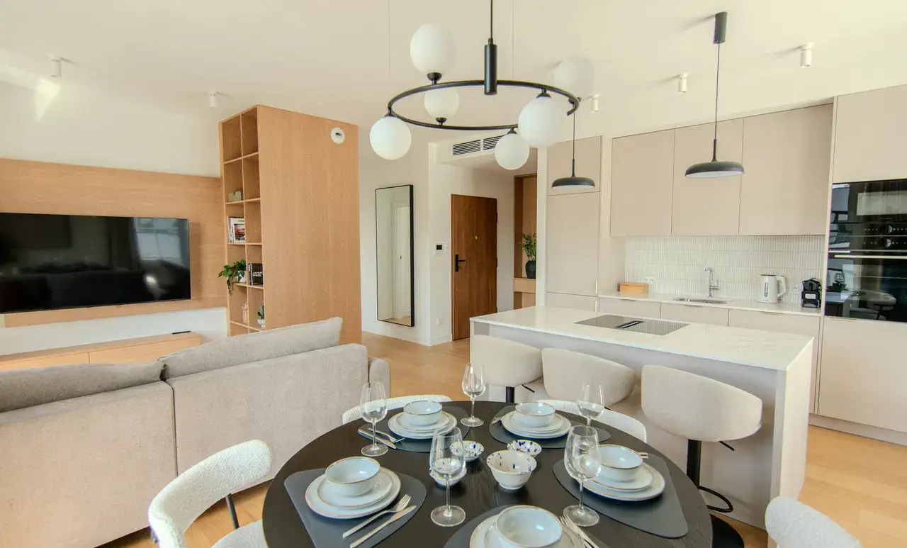 Czteropokojowy apartament na Mokotowie - zdjęcie 2