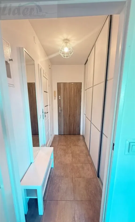 M-2 z wydzieloną sypialnią , balkon loggia - zdjęcie 7