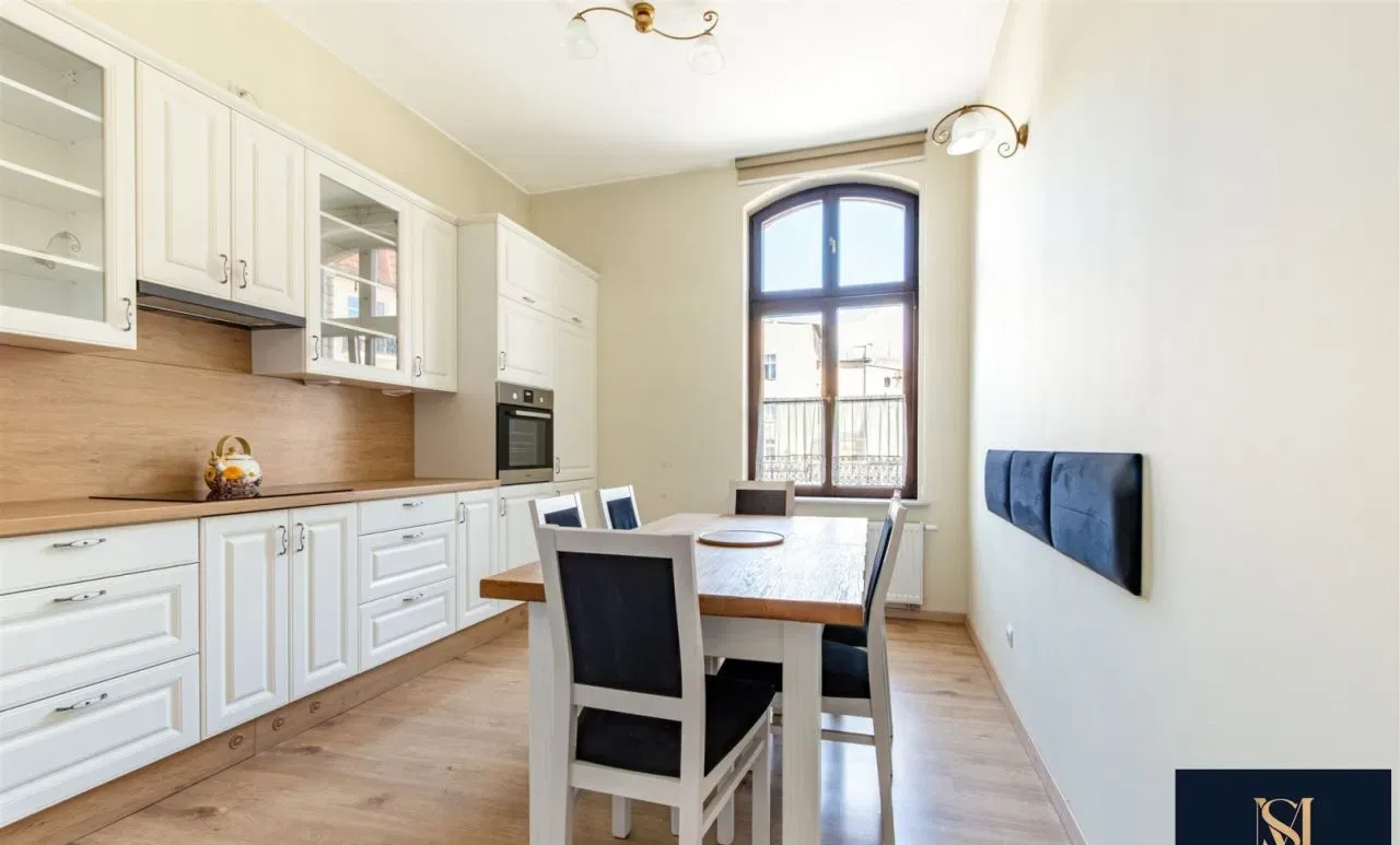 Apartament na wynajem- 3 pokoje. Centrum - zdjęcie 4