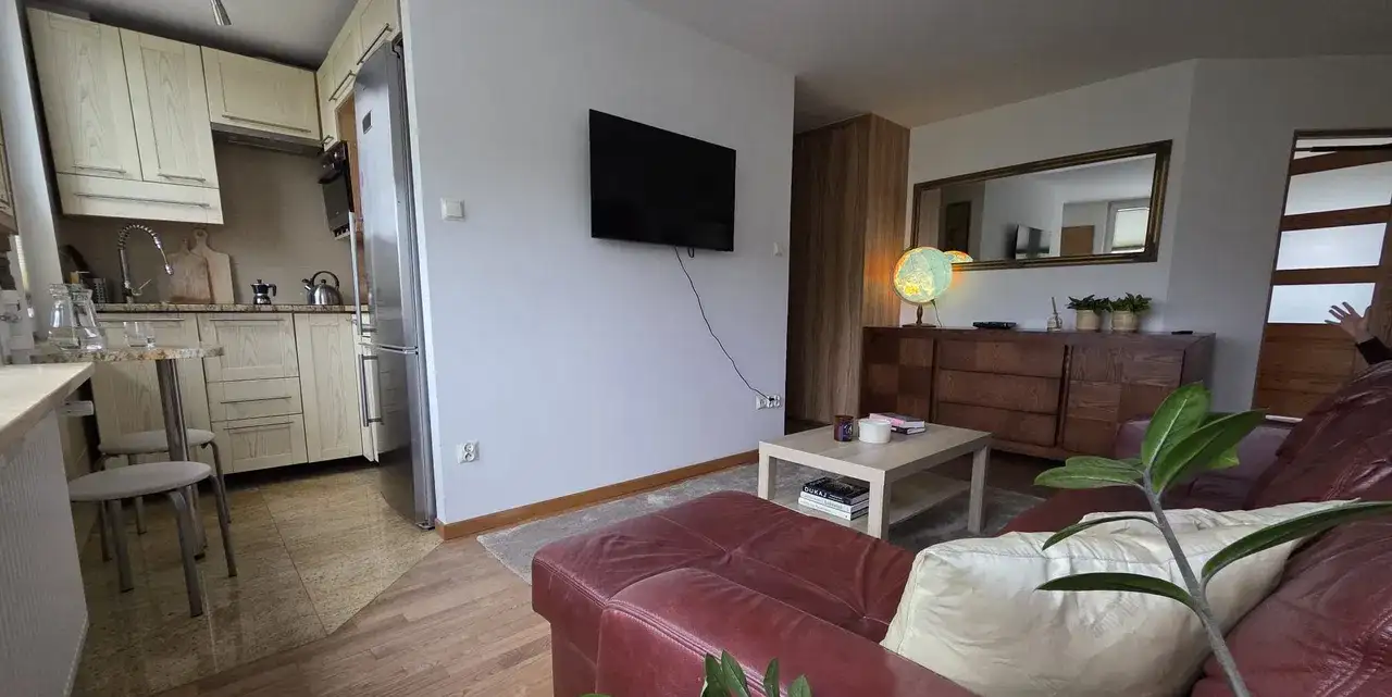 Mieszkanie 3-pokojowe z balkonem i garażem - Dzielnica Parkowa - zdjęcie 2