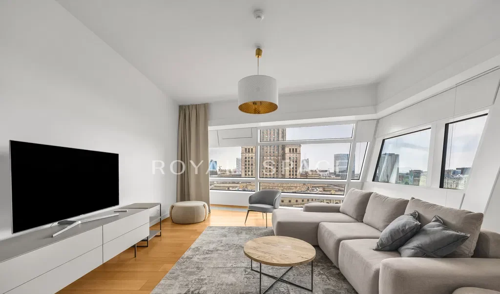 4 pokojowy apartament na Złotej 44!