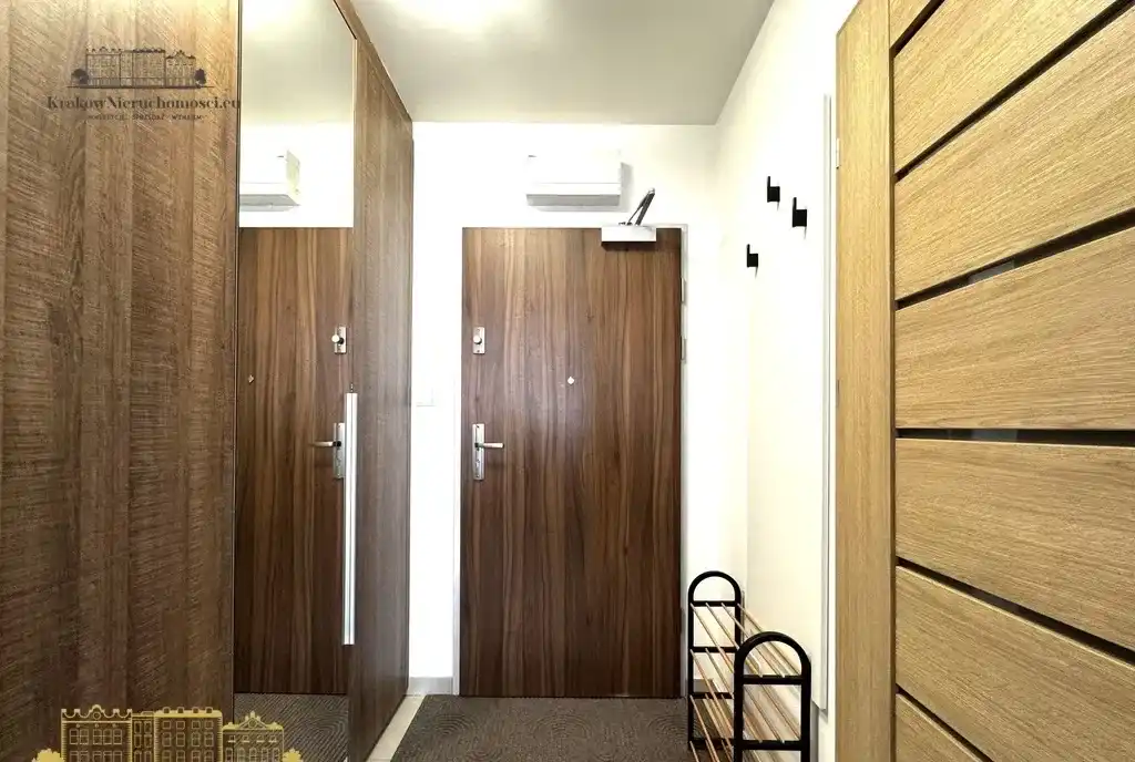 Nowoczesne studio 30m2 z balkonem i garażem w Krakowie - zdjęcie 7
