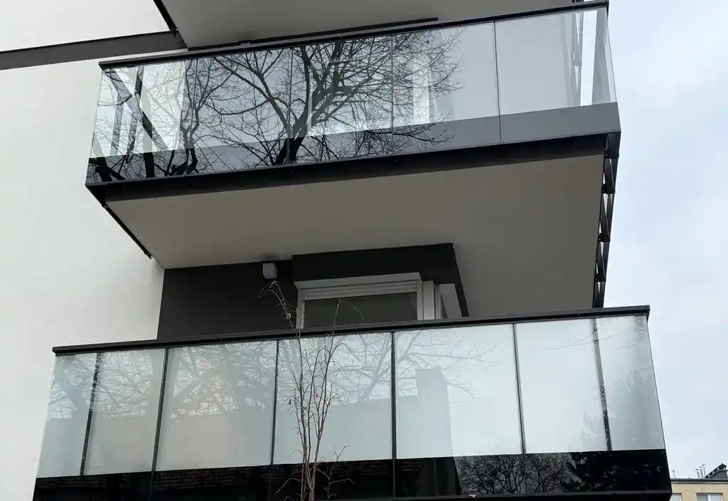 Nowe mieszkanie 4 pokoje/ 2 miejsca w hali garażowej/ duży Balkon - zdjęcie 4