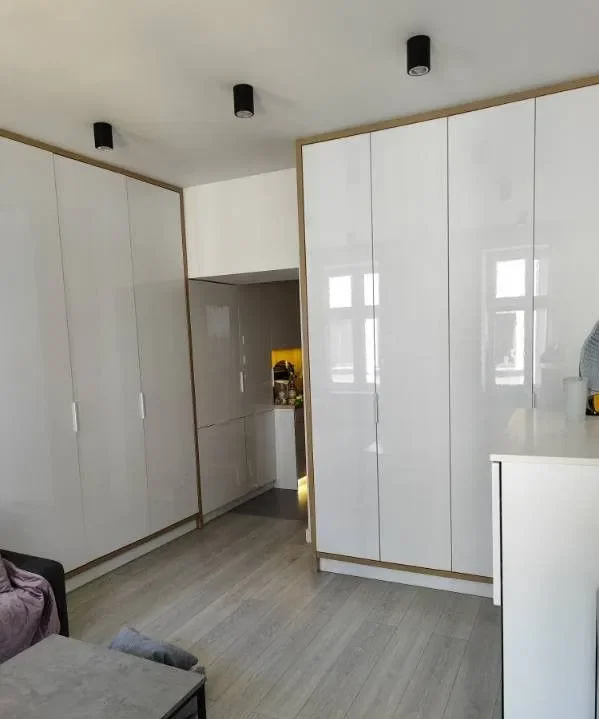 Przytulna i jasna kawalerka 35 m² na wynajem - zdjęcie 3