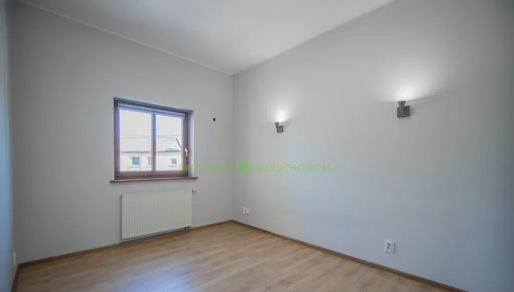 Dom wolnostojący wysoki standard 247 m² na wynajem - zdjęcie 9