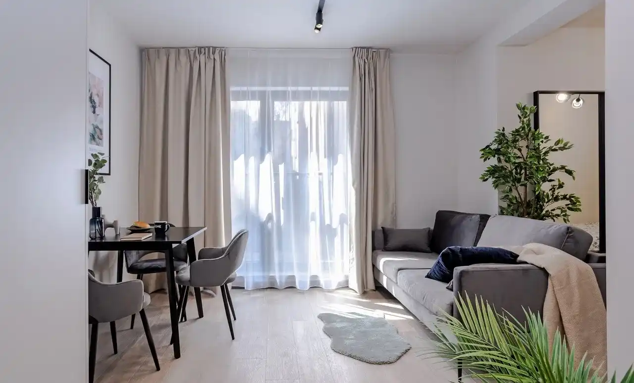 ~ Stylowe Przestronne Studio w Centrum, Wifi w cenie!
