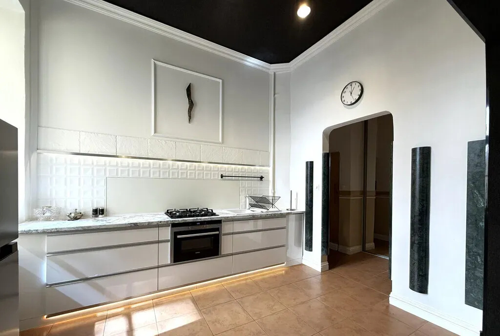 Centrum -Koszykowa |3 pok-75m²| Klimatyczne, ciche - zdjęcie 4