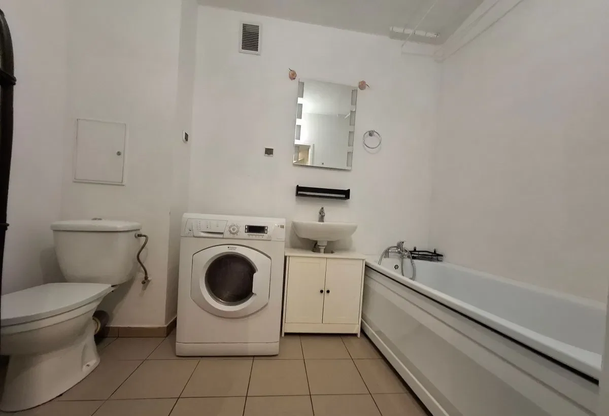 Kawalerka na parterze z balkonem - zdjęcie 6