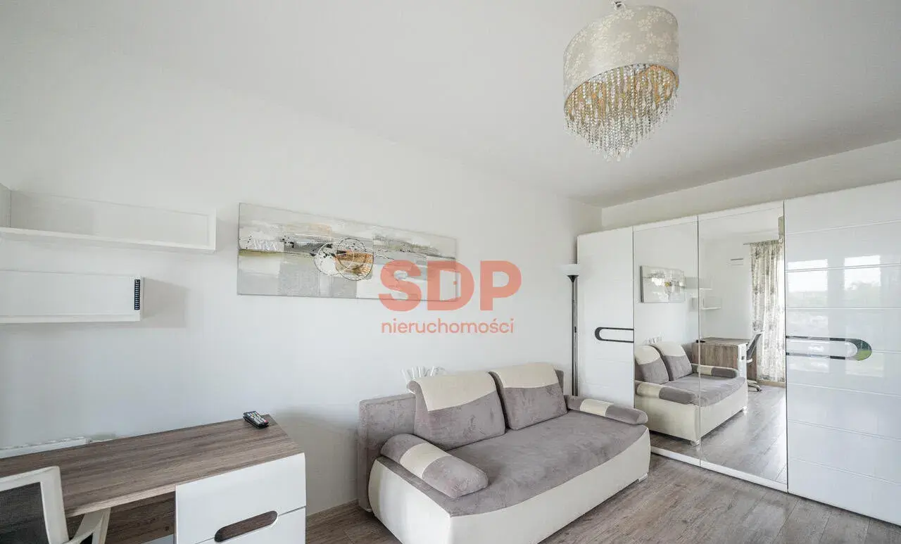 Dwupokojowe mieszkanie z oddzielną kuchnią do wynajęcia w Pixel House. - zdjęcie 2