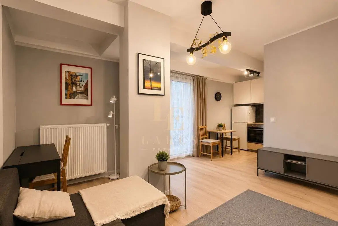 Kawalerka|Apartamentowiec|Centrum PraskiegoKoneser - zdjęcie 3