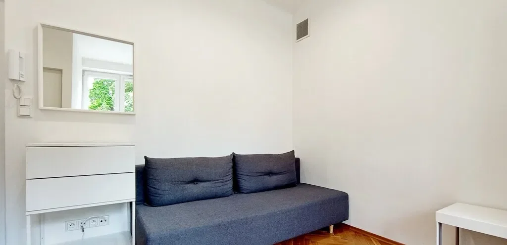 Warszawa Ochota, mikro kawalerka