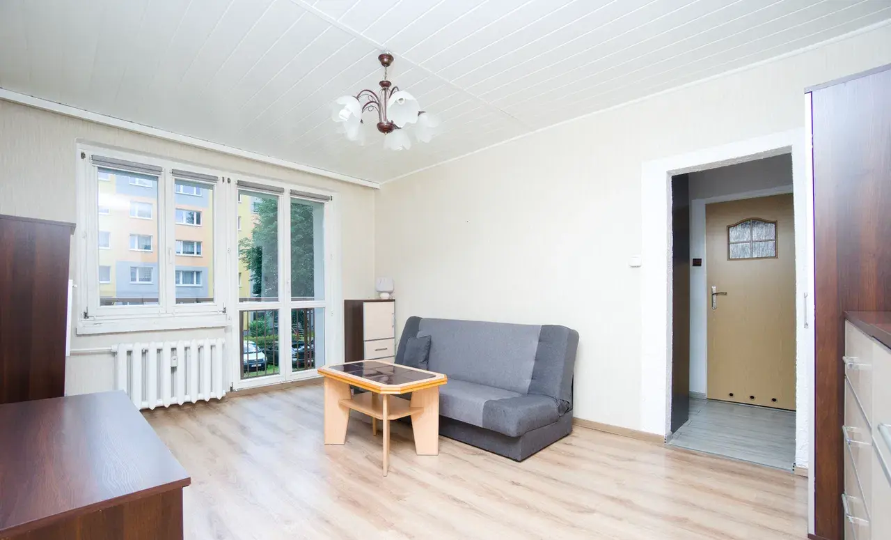 1 piętro, niski blok, kawalerka, balkon - zdjęcie 4