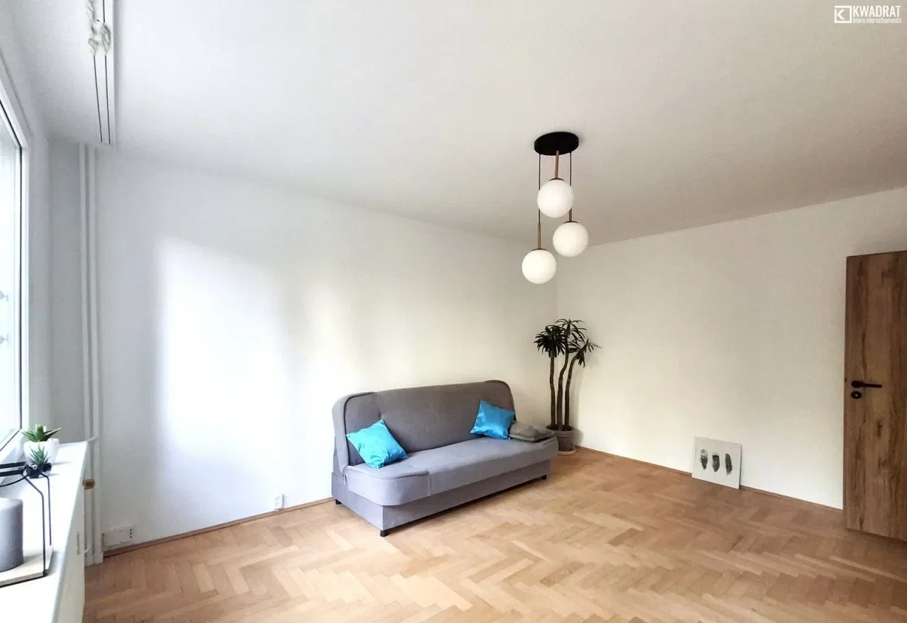 Czteropokojowe mieszkanie na Czechowie/70 m2 - zdjęcie 2