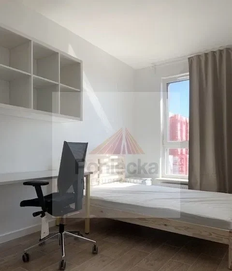 Rondo Wiatraczna_nowy apartamentowiec_garaż_loggia - zdjęcie 9