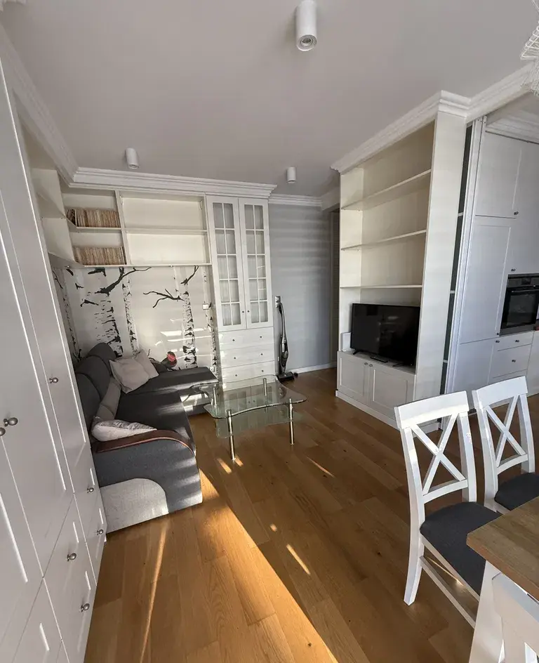 Przytulne mieszkanie 2-pokojowe z balkonem i garażem - zdjęcie 8