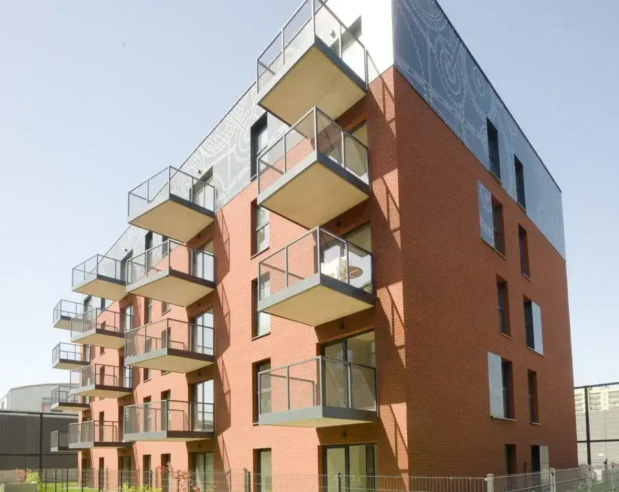 Nowy apartament z klimatyzacją, parkingiem i komórką lokatorską