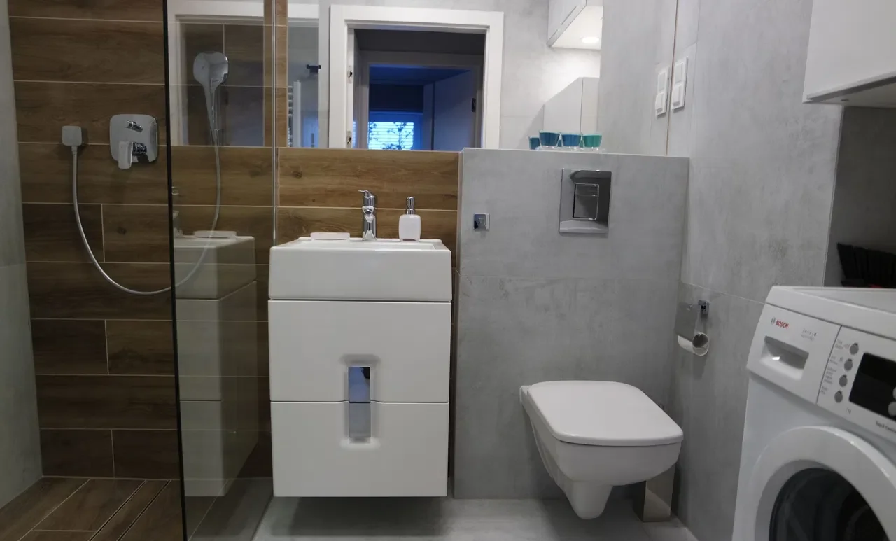 Mieszkanie na wynajem z balkonem, garażem i komórką lokatorska. - zdjęcie 6