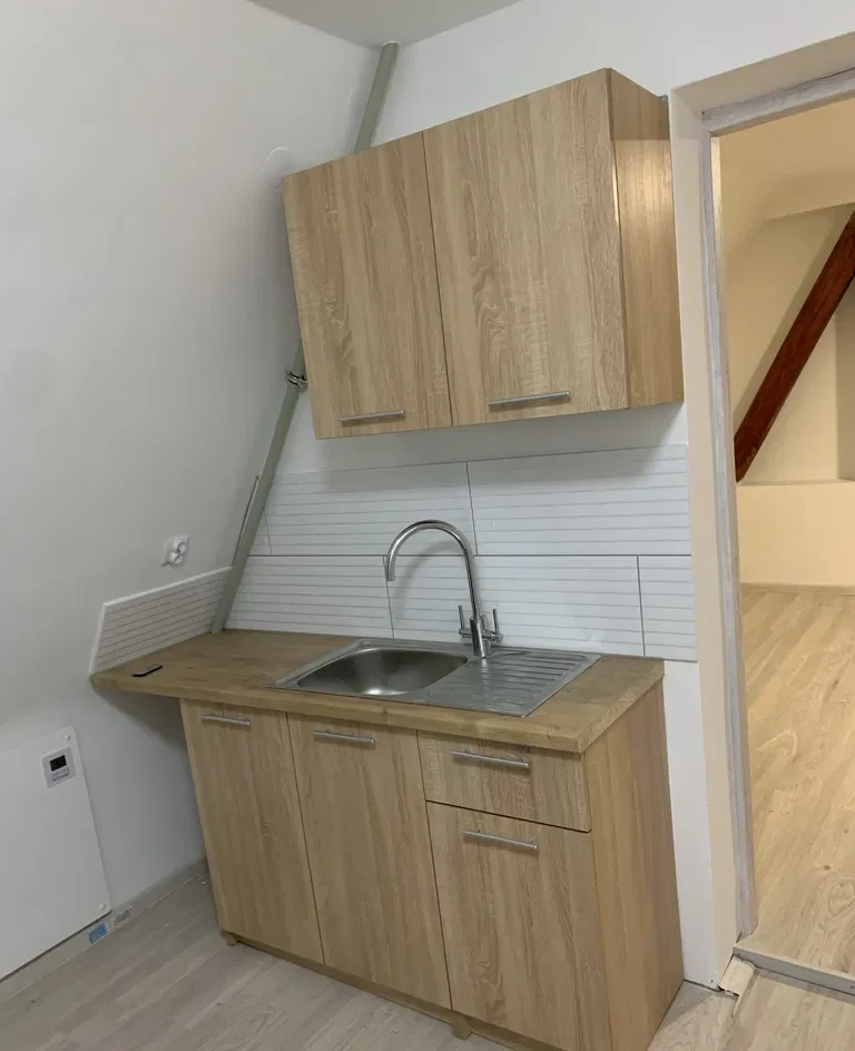 Kawalerka w centrum - zdjęcie 6